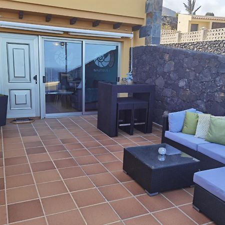 Nautilus I: Casa Con Terraza Y Vistas Al Mar Appartement La Caleta  Buitenkant foto